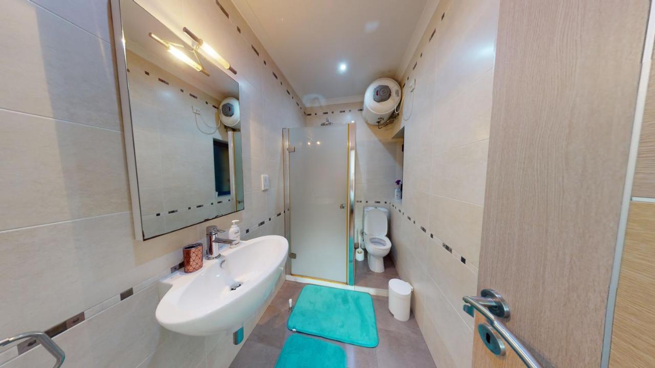 4Th Floor Apartment In Tigne Sliema Exterior photo