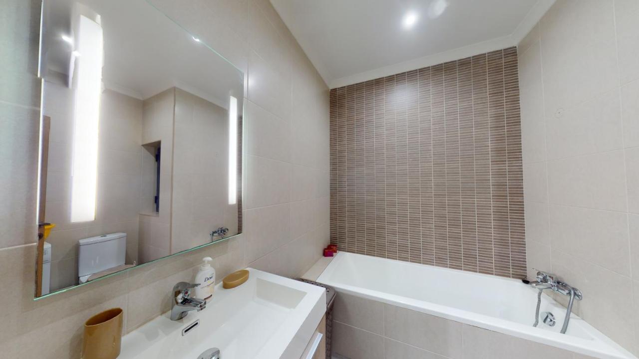 4Th Floor Apartment In Tigne Sliema Exterior photo